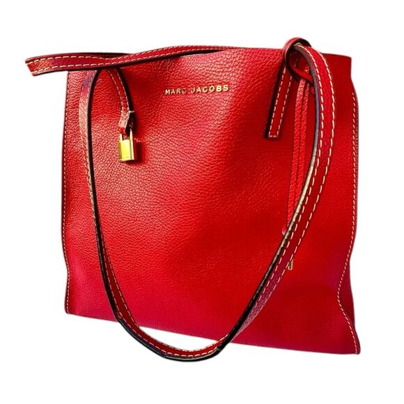 The Marc Jacobs Fire engine Red Pebbled Leather Grind Tote with Gold lock & Key - Picture 10 of 12